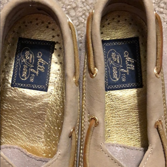 Sperrys - Picture 2 of 6